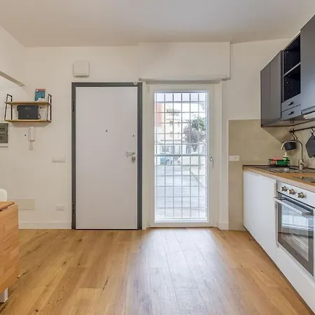Apartment Little House 15 *