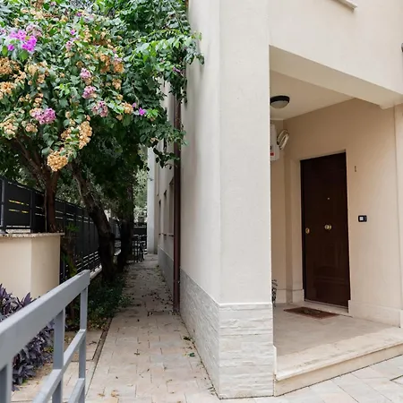 Apartment Angelina Rome