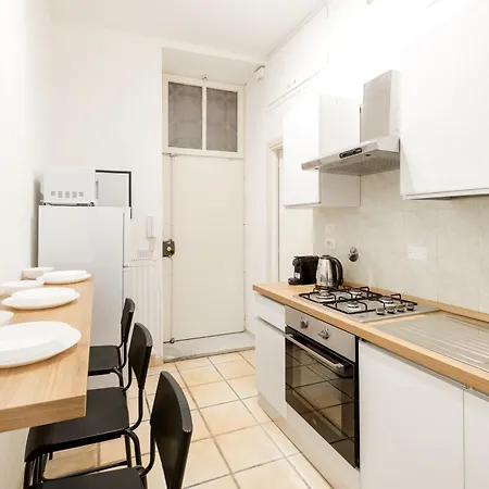 Apartment V San Lorenzo Rome
