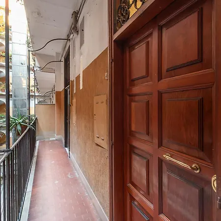 V San Lorenzo Apartment *