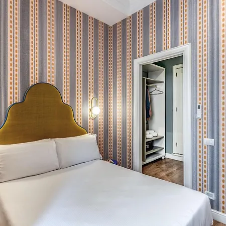 Affittacamere Townhouse Condotti 29 *
