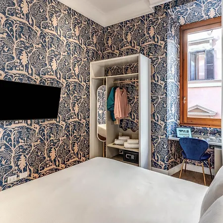 Townhouse Condotti 29