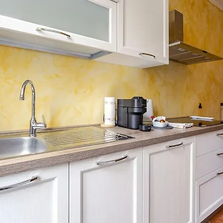 Corradi 4 With Terrace Rom