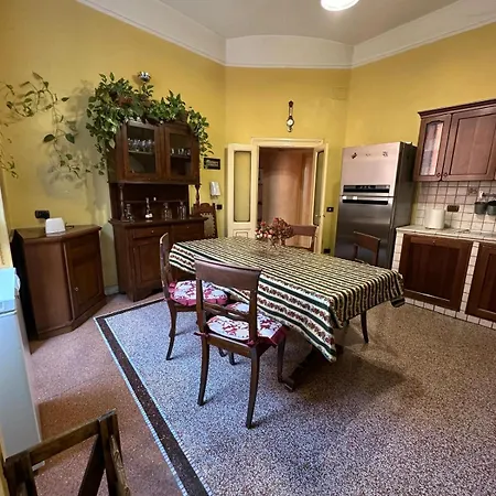 Apartment L'angolo Di