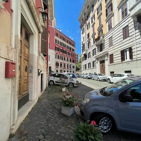 Iside At Colosseum -2 Bedrooms 2 Bathrooms * Rome