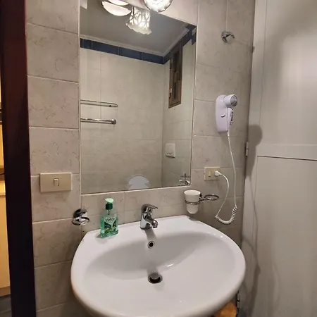 Apartment Gracchi 15 *
