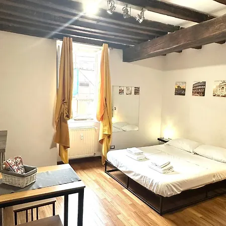 Apartment Domus Incantevole Vicino Colosseo Foro