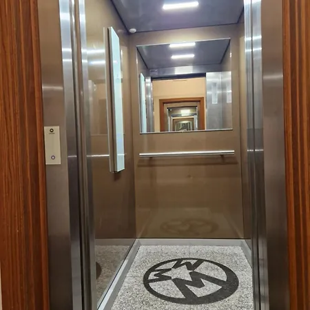 5 Floor *