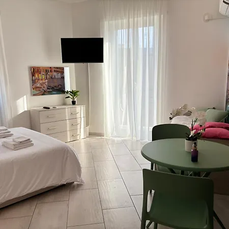 Elena Guest house