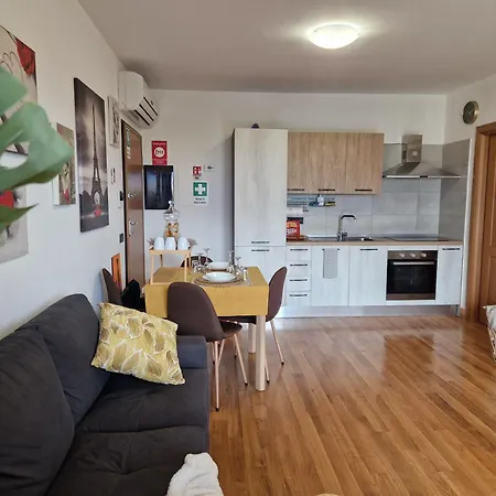 5 Floor Holiday home *