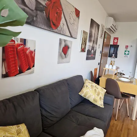 5 Floor Holiday home Rome