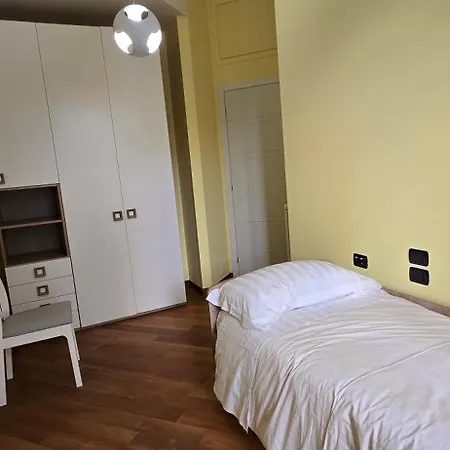 Apartment Clohouse