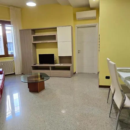 Apartment Clohouse