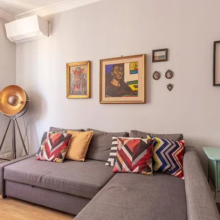 Iflat Charming Vintage In Esquilino Rome