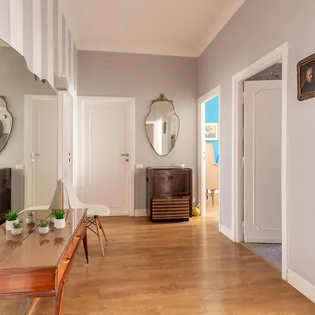 Iflat Charming Vintage In Esquilino Apartment *