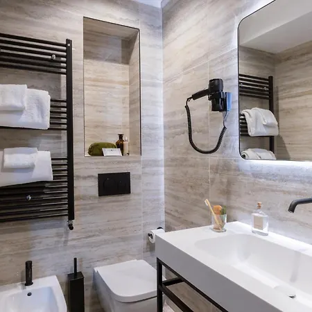 Hotel Adoro Roma