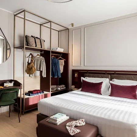 Hotel Adoro 4*