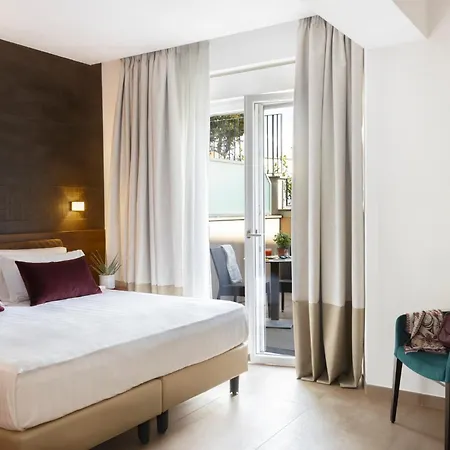 Adoro Hotel 4*