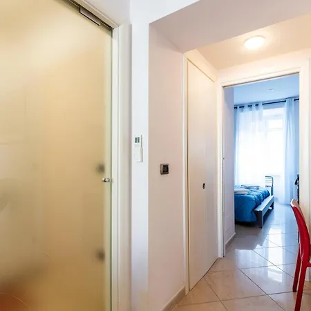 Lungotevere Aventino House *