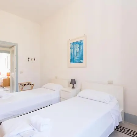 Vatican Comfortable Sunny Apartment *