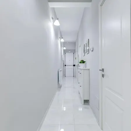 Vatican Escape Apartment *