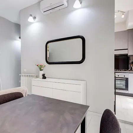 Apartment Vatican Escape *