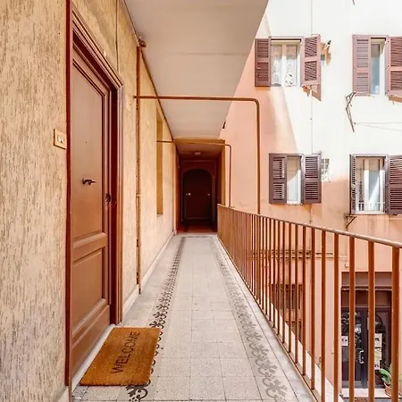 Vatican Escape Apartment *