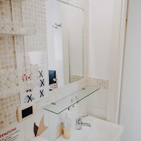 Bed Pegaso Bed & Breakfast Rome