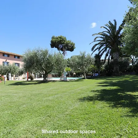 Villa Con Piscina