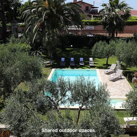 Villa Con Piscina Roma