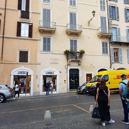 Maria- Piazza Di Spagna -fontana Di Trevi Apartamento *