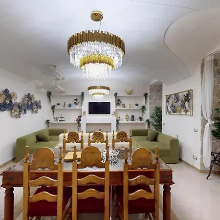 Colosseo Splendido Lusso 180 Mq Holiday home Rome