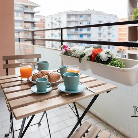 Guest house Caput Mundi - 100mt To Metro A, Terrace, A-c, 15 Min To Center