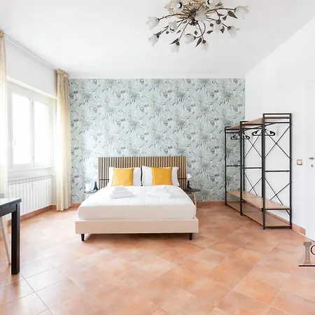 Caput Mundi - 100mt To Metro A, Terrace, A-c, 15 Min To Center Guest house *