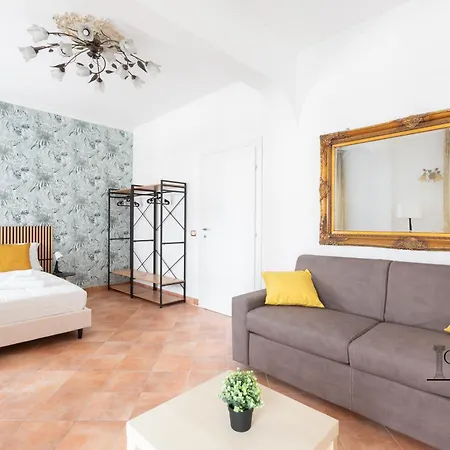 Caput Mundi - 100mt To Metro A, Terrace, A-c, 15 Min To Center Guest house