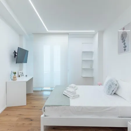 Apartment Domus Lux Angelica- Nearby Vatican Rome
