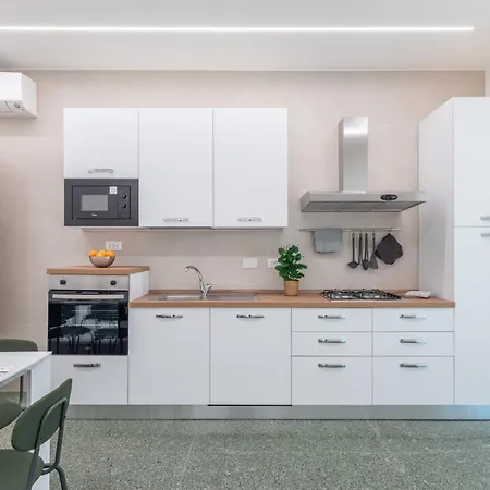 Apartment Domus Lux Angelica- Nearby Vatican *