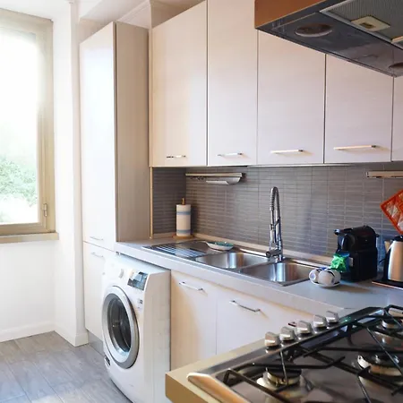 Apartment Cozy In The Heart Of Garbatella Rome