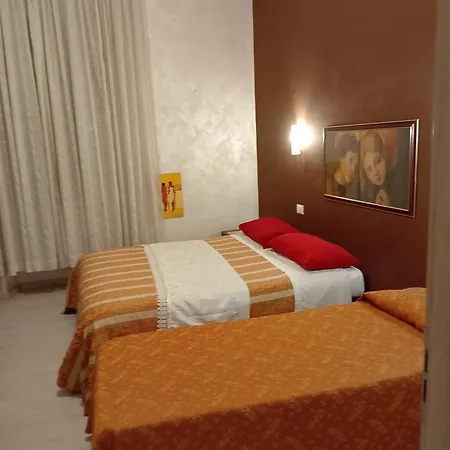 Moon And Sun Lt Apartment Rome