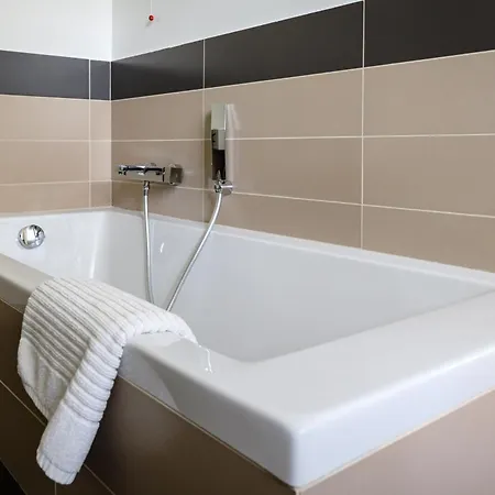 Apartment Esposizione Metro Eur Rome