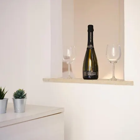 Apartment Tuscolana Blu - Grazioso Monolocale *