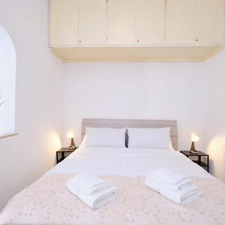 Tuscolana Blu - Grazioso Monolocale *