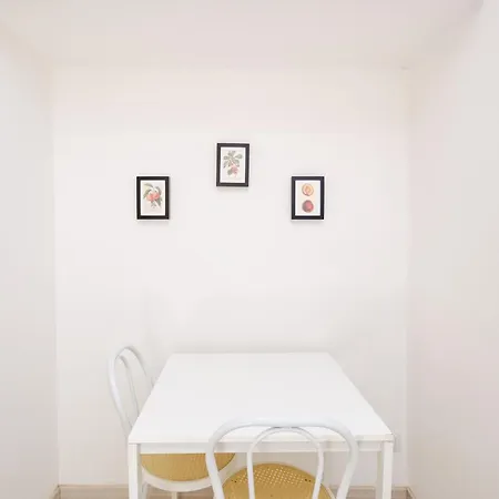 Tuscolana Blu - Grazioso Monolocale Daire Roma