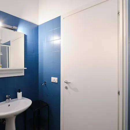 Apartment Tuscolana Blu - Grazioso Monolocale Rome