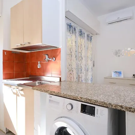 Apartment Tuscolana Blu - Grazioso Monolocale Rome