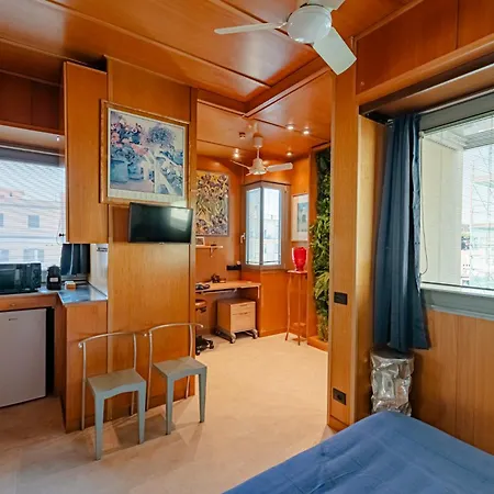 Labanca's Gallery Saint John Apartment Rome