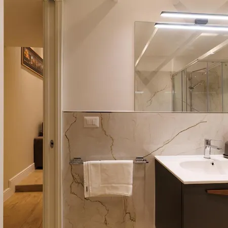 Vaticano Centro Aura D4 Apartamento *