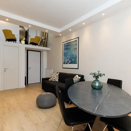 Apartment Vaticano Centro Aura D1