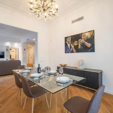 Colosseo A 900 M - Circo Massimo - Aventino Licinia Luxury Apartment *