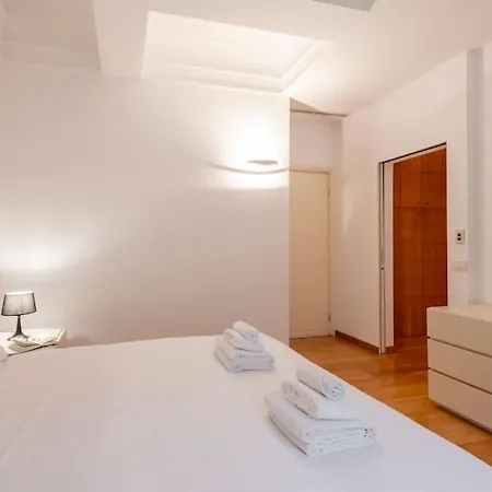 2 - Exclusive 2bedroom & 2bathroom *